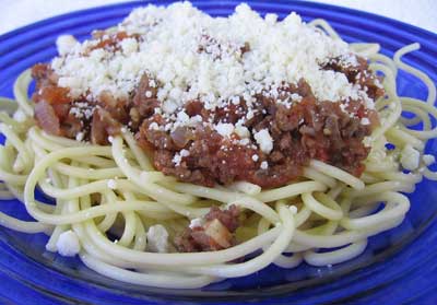 The Ultimate Greek Spaghetti with Meat Sauce Recipe-Makaronia me